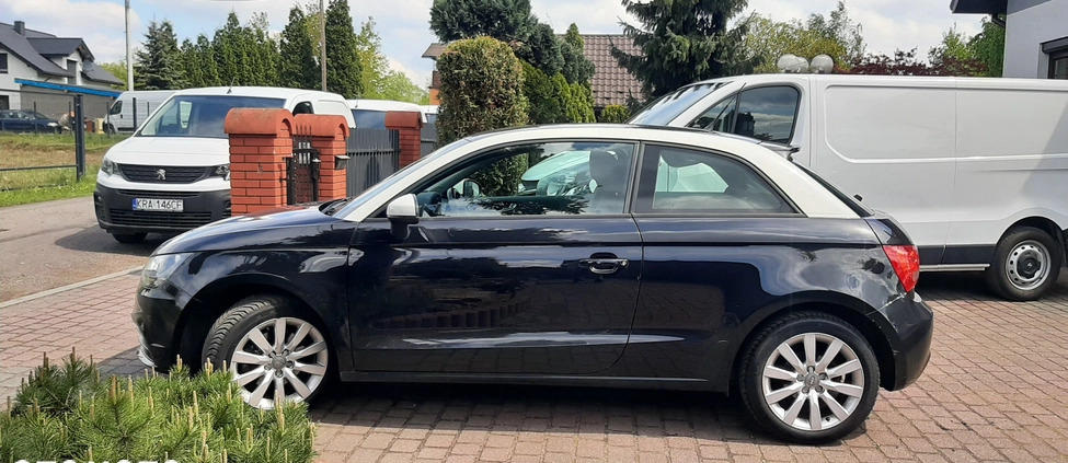 Audi A1 cena 33999 przebieg: 140000, rok produkcji 2012 z Rybnik małe 301